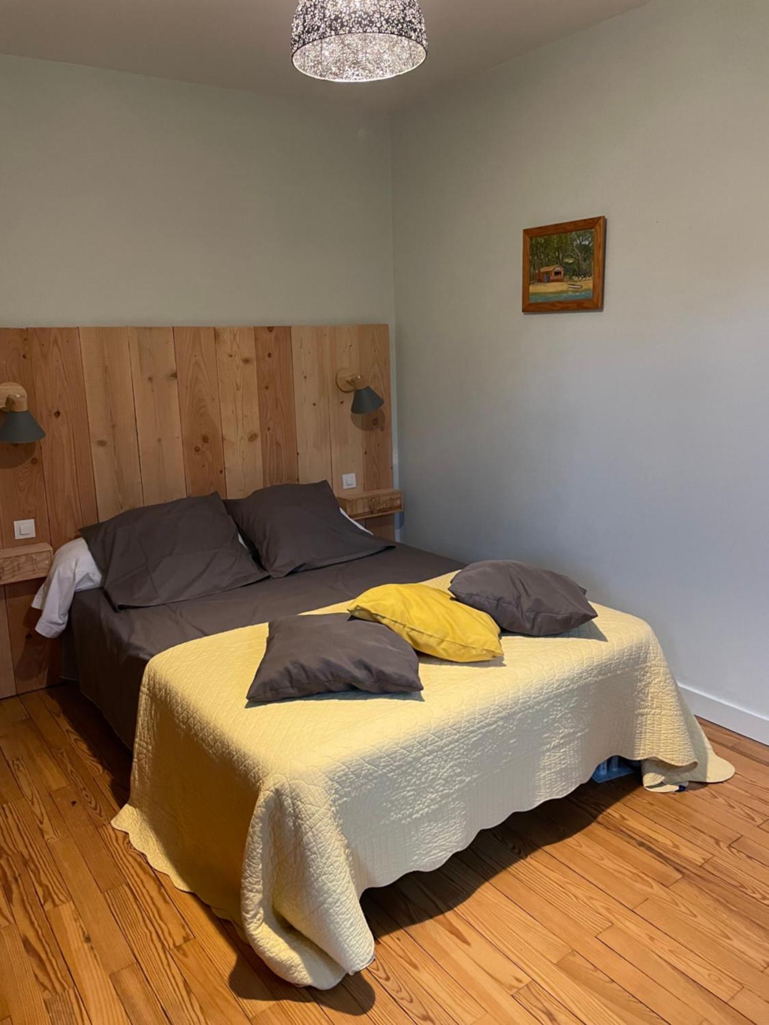 Chez-sixtine Homestay *