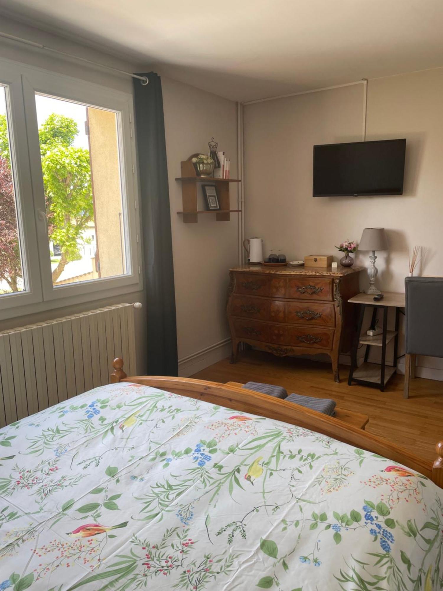 Chez-sixtine Homestay *